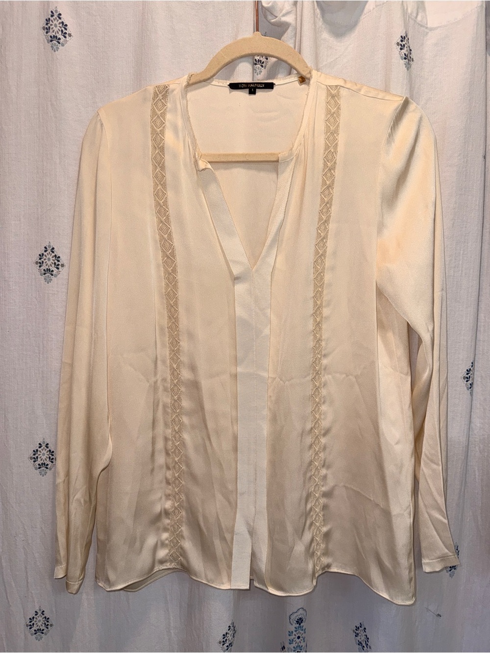 NWOT Gorgeous Halperin Stretch Silk Lace-Inset Quiet Luxury Blouse Size Small ✨